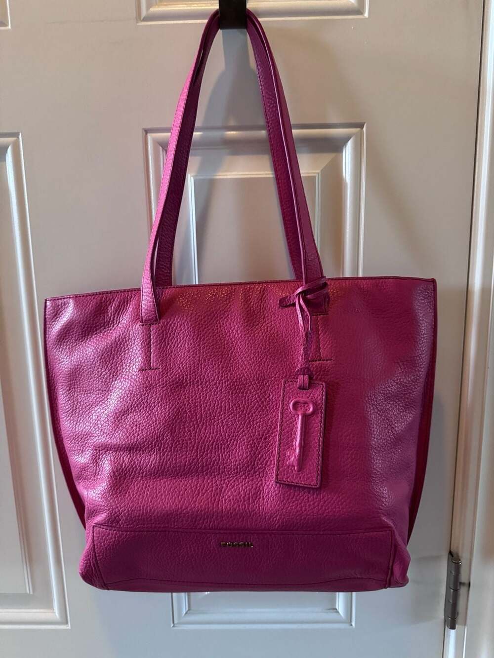 NWT Fossil Pink Pebbled Leather Tote Bag With Key Charm